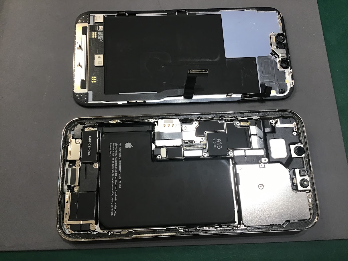 iPhone13Proのバッテリーならデータそのまま修理可能なスマホ修理工房八王子オクトーレ店へ！